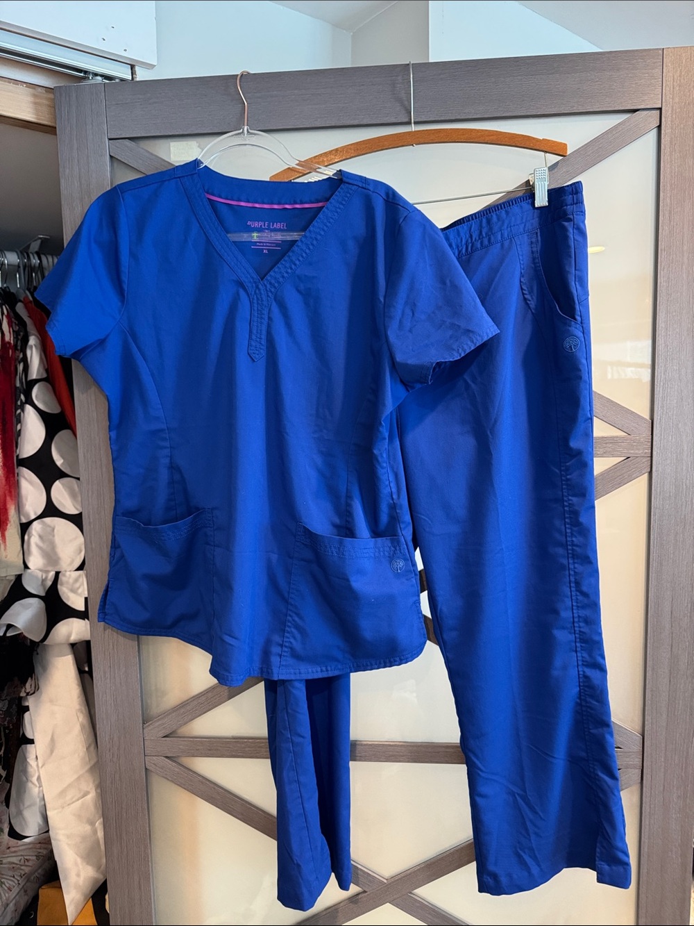 healing hands Royal Blue V-Neck Medical Scrub SET XL